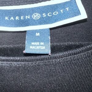 Beautiful Festive Holiday / Light weight Blouse / Sweater